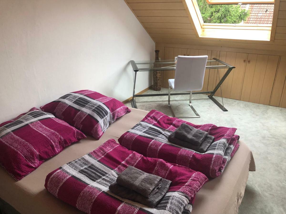 Dachgeschoss In Einem Reihenhaus * Heidelberg